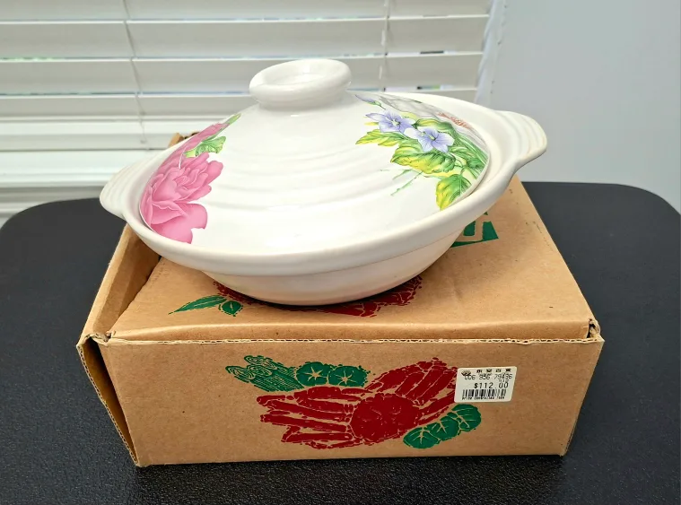 Floral Clay Casserole Dish with Lid thumbnail