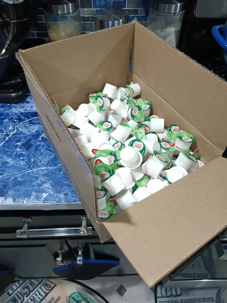 Coffee Mate Irish Creme Creamer Singles image indicator(2)