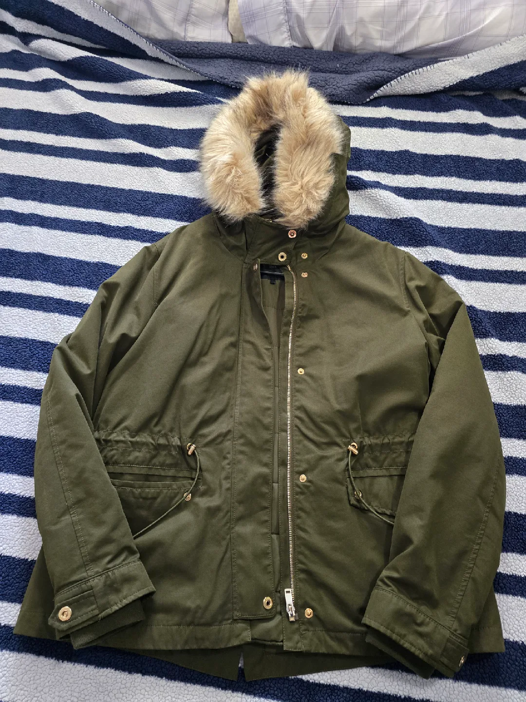 Zara Olive Green Parka with Faux Fur Hood thumbnail