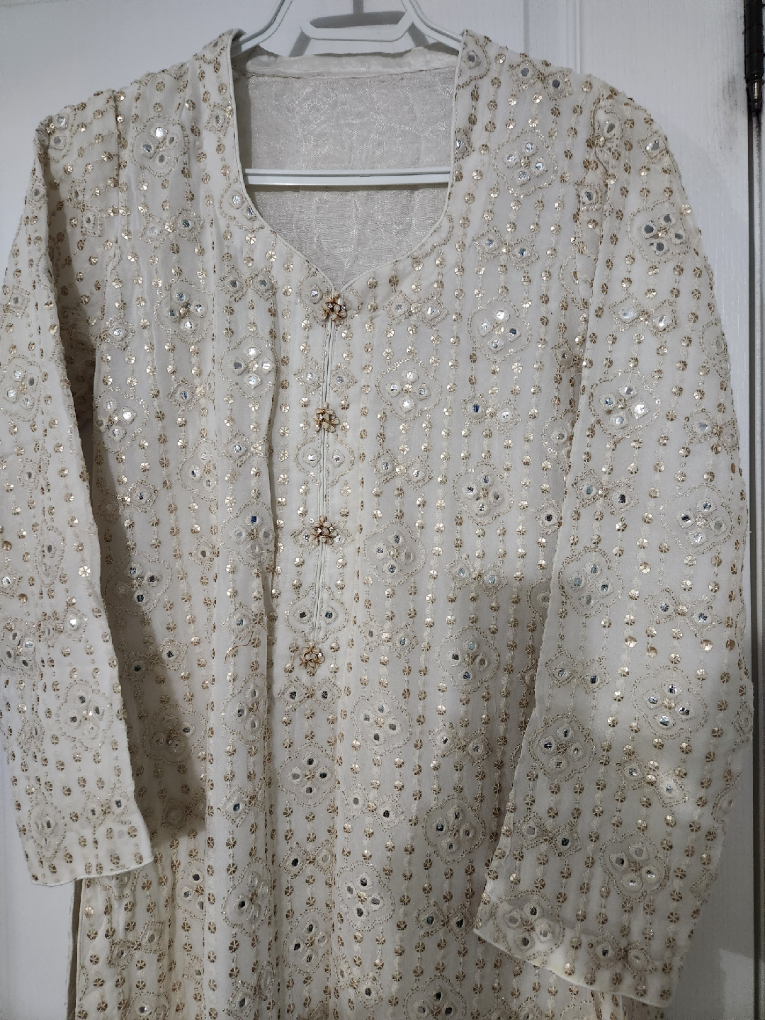 Cream Embroidered Shalwar Kameez - photo 2