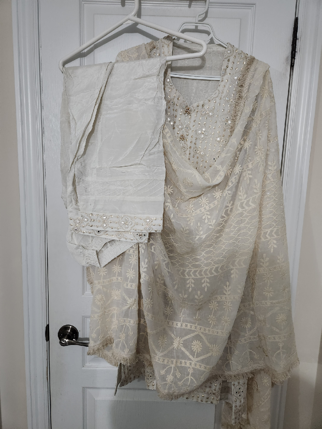 Cream Embroidered Shalwar Kameez - photo 3