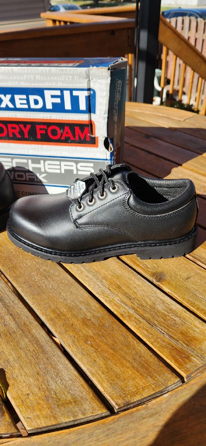 New Skechers Relaxed Fit Work Shoes Extra Wide image indicator(2)