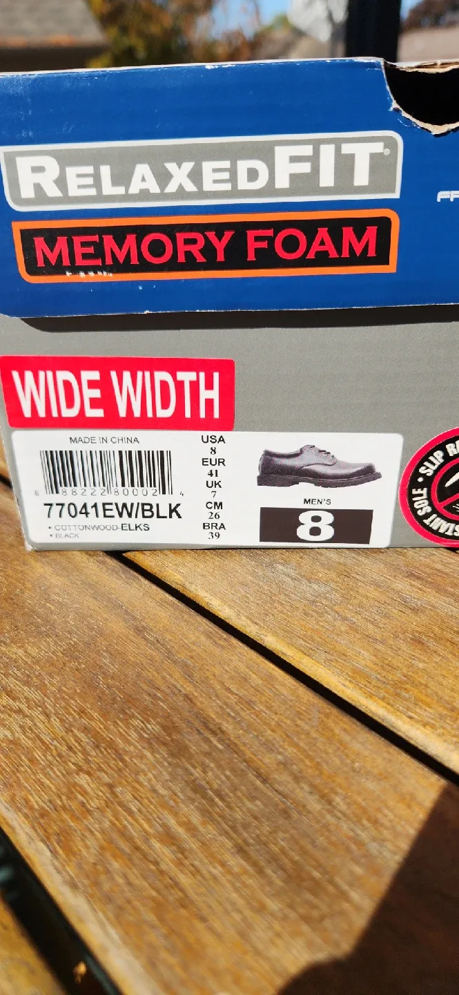 New Skechers Relaxed Fit Work Shoes Extra Wide image indicator(9)