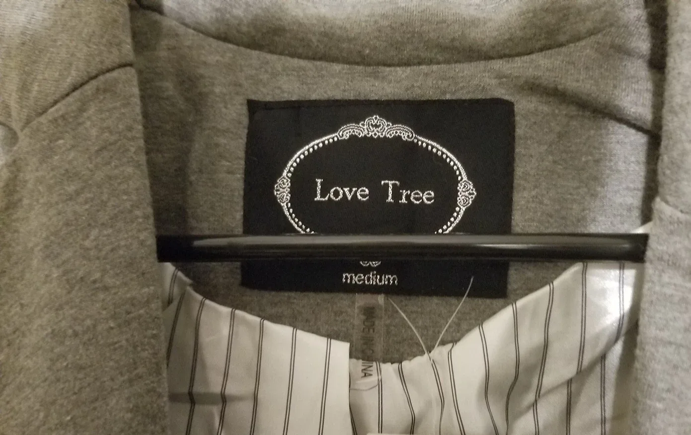 NWT Love Tree Women's Gray Blazer  - Size Medium image indicator(4)