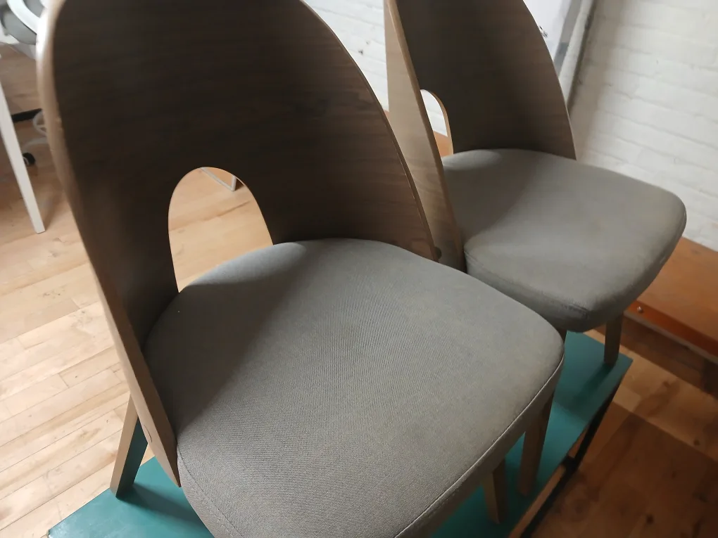 Set of 2 Modern Wood Dining Chairs image indicator(2)