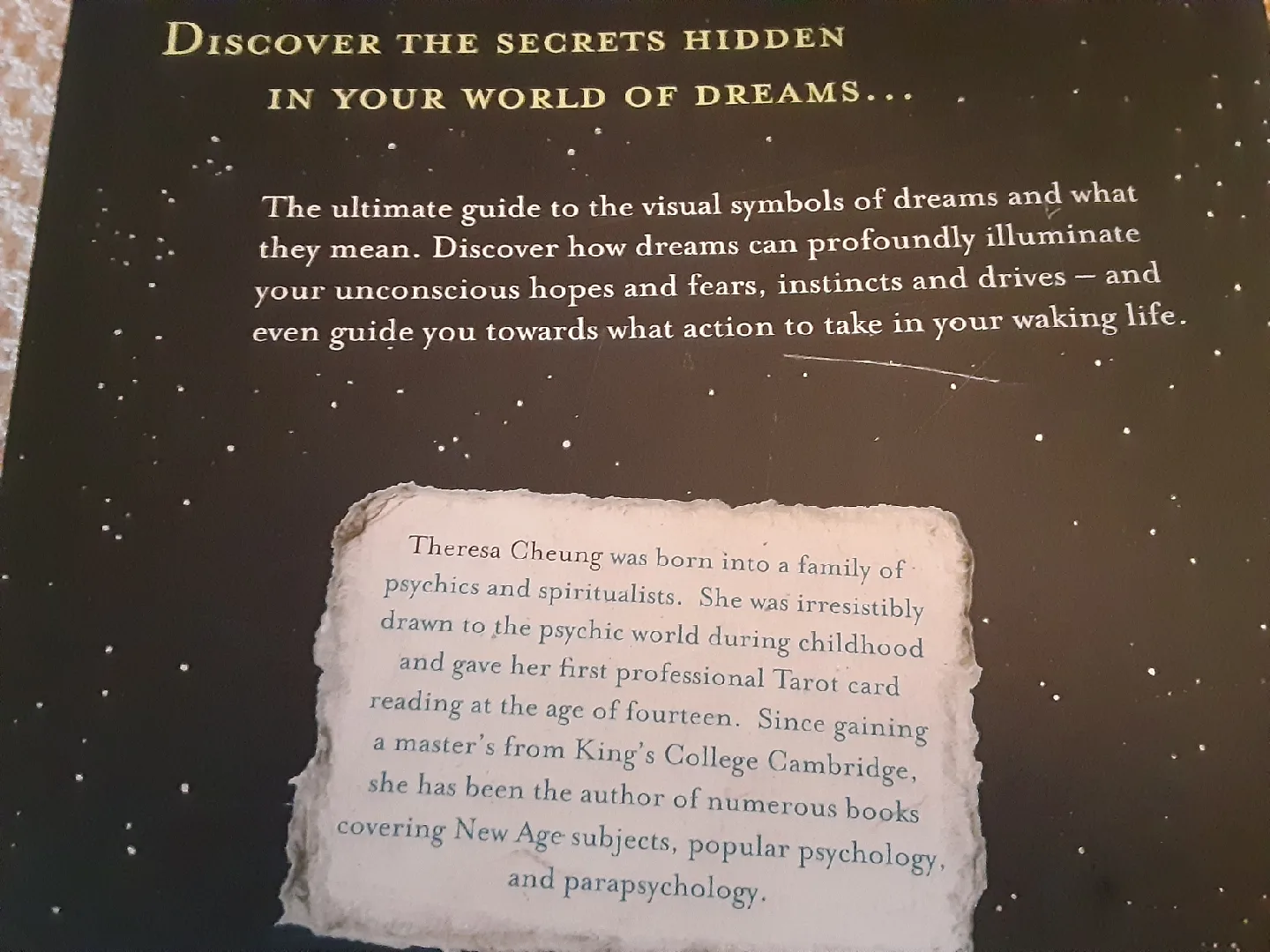 The Element Encyclopedia of 20,000 Dreams by Theresa Cheung image indicator(2)