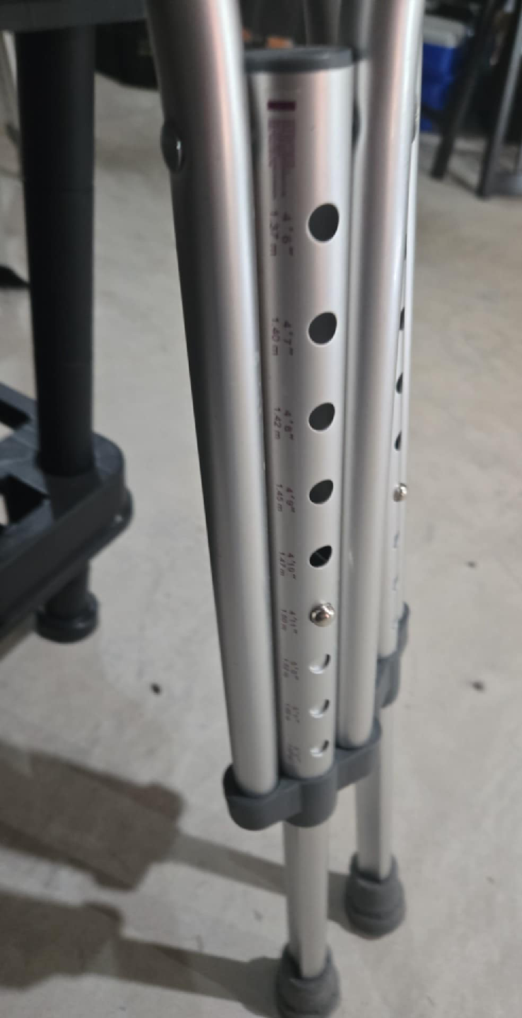 Adjustable Aluminum Crutches - photo 2