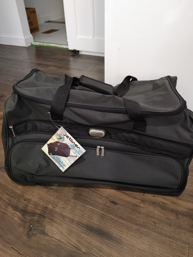🧡BRAND NEW! LARGE ROLLING TRAVEL DUFFLE BAG & HANDLE