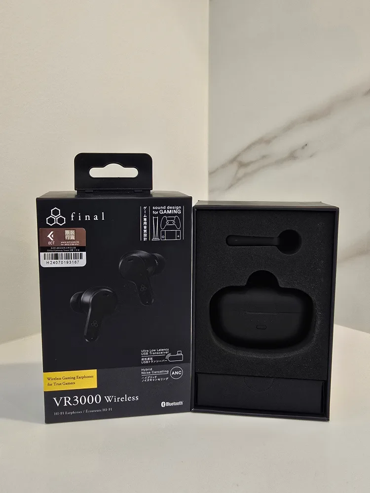 Final VR3000 Wireless Gaming Earphones - New in Box! image indicator(2)