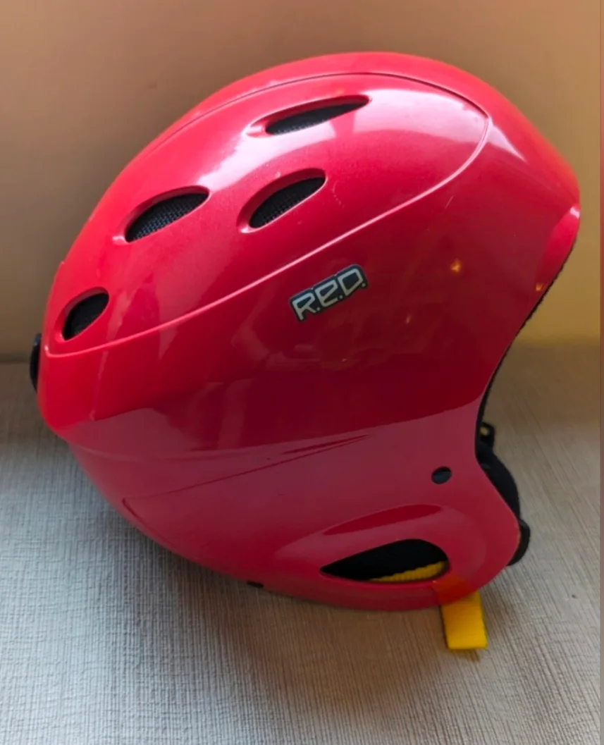 RED Agent Youth M/L Ski Helmet image indicator(2)