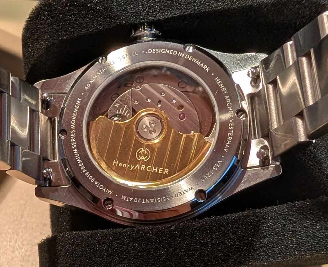 Henry Archer Automatic Watch image indicator(6)