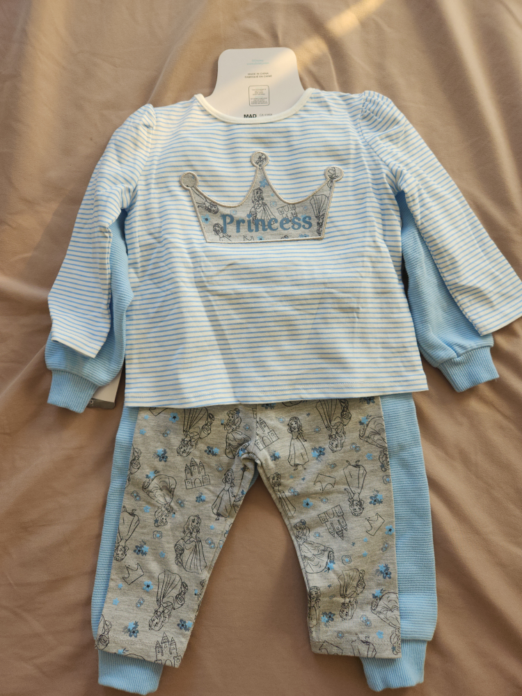 New Disney Baby 6M 4-Piece Set - photo 3