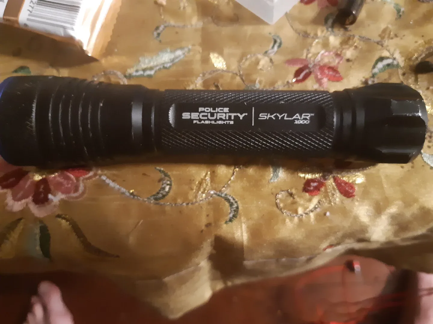 Police Security Skylar 1000 Flashlight thumbnail