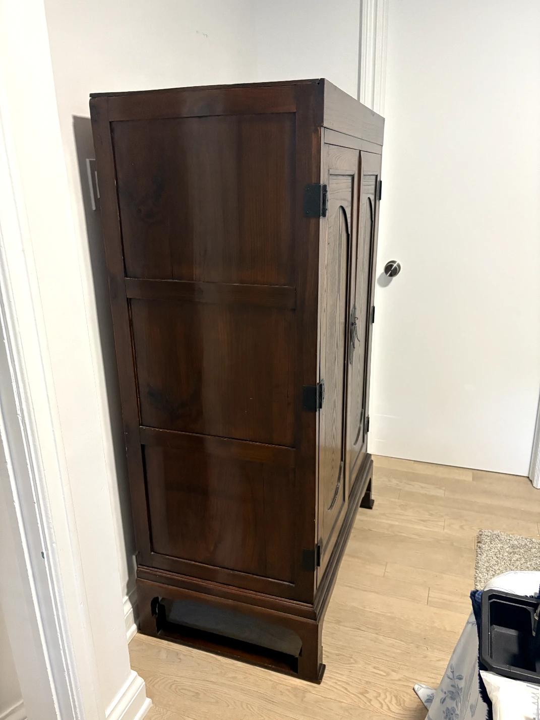 Wooden Cabinet - photo 3