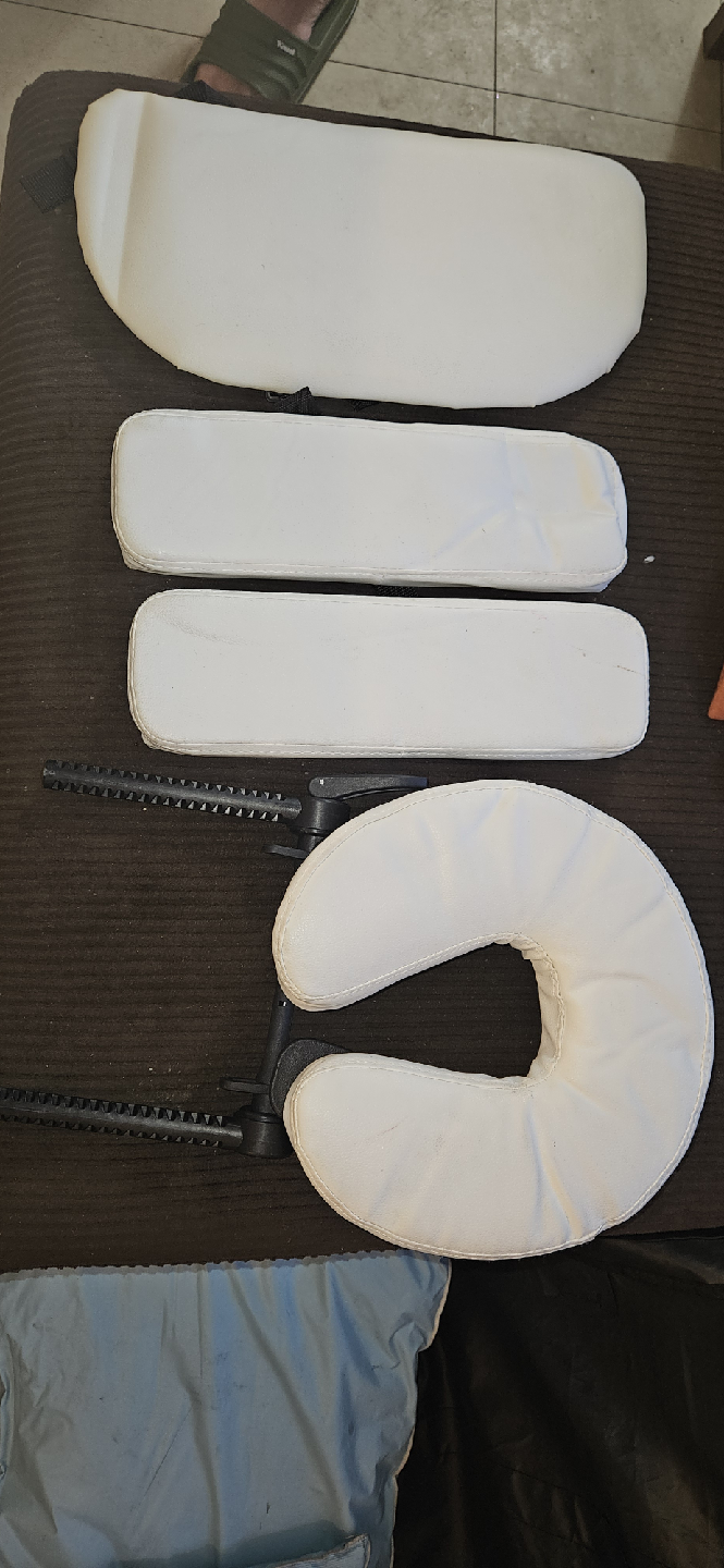 Master Massage Equipment Portable Massage Table - photo 4