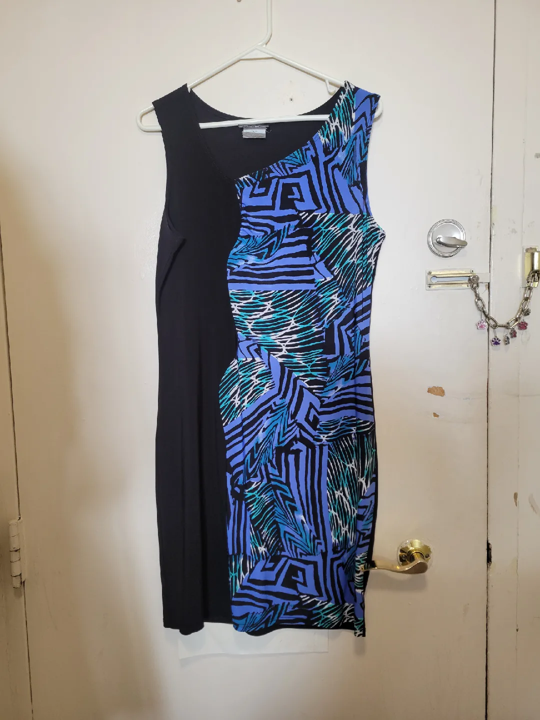 Dress (Medium) thumbnail