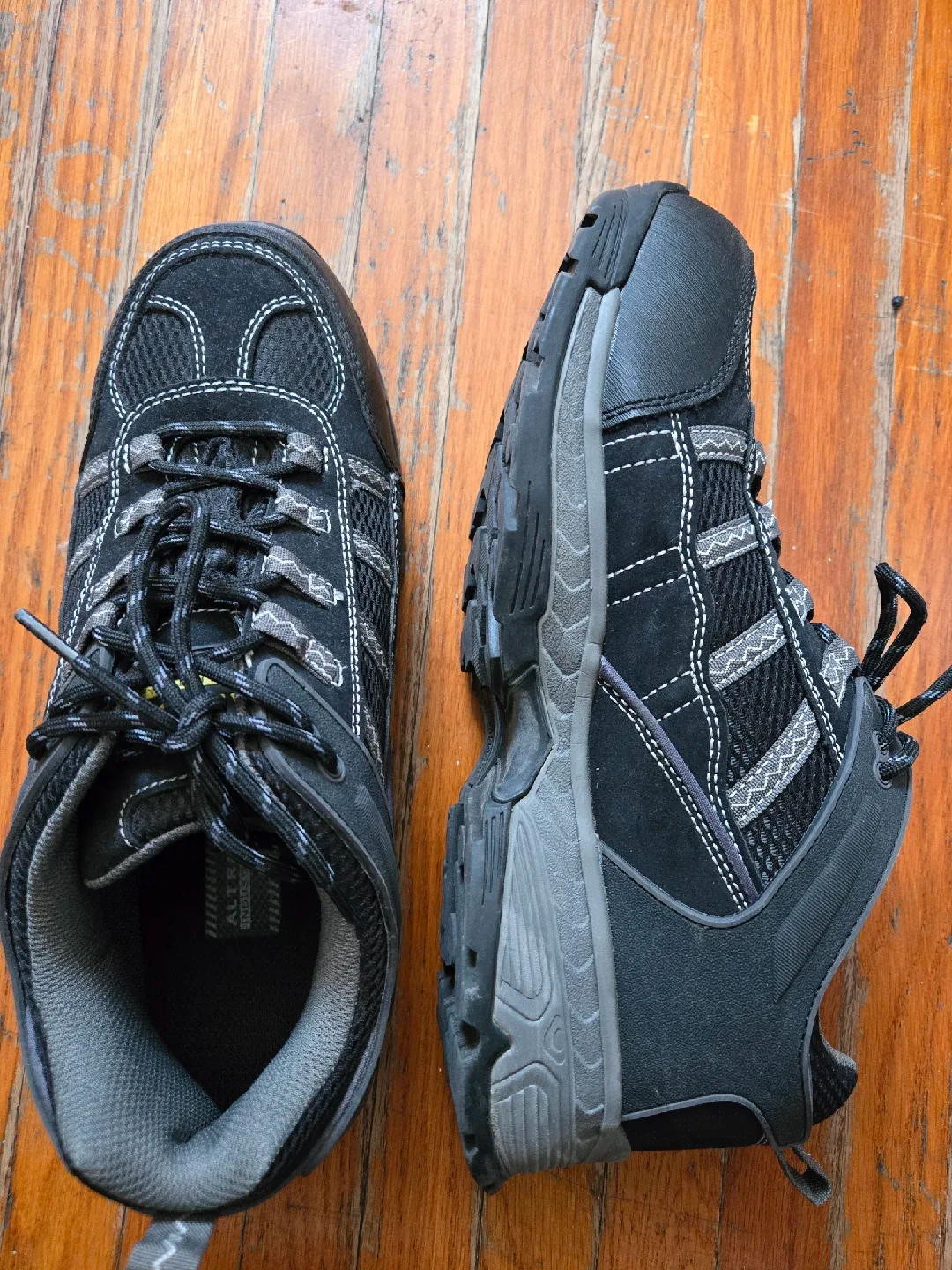 Men's Safety Shoes (steel toe) - Size 10 US image indicator(3)