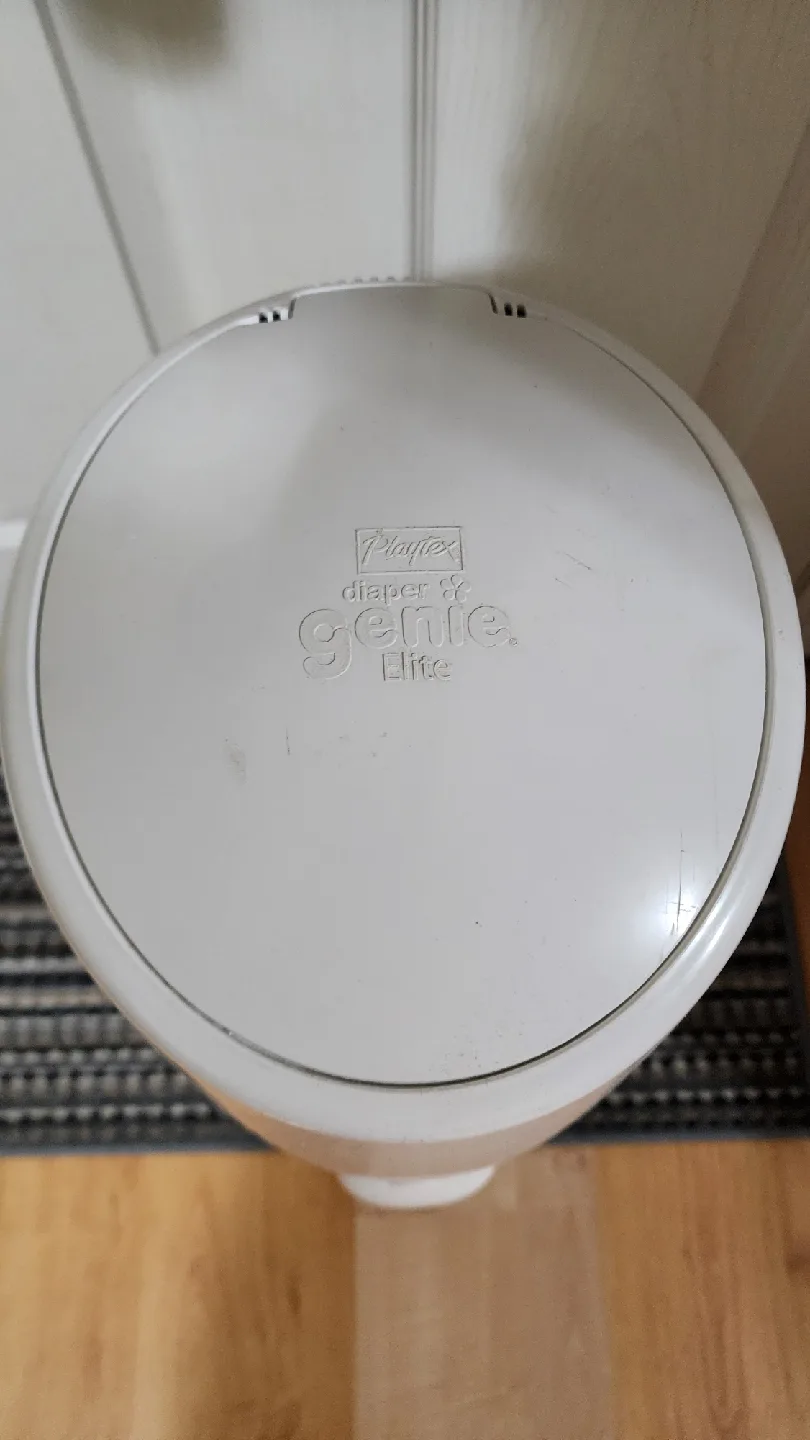 Playtex Diaper Genie Elite Pail