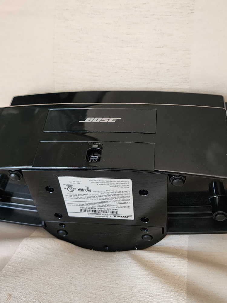 Bose SoundDock with Invery Bluetooth Adapter - photo 2