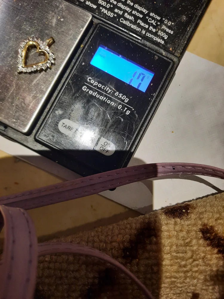 Authentic Genuine Solid 10K Diamond Heart Pendant image indicator(4)