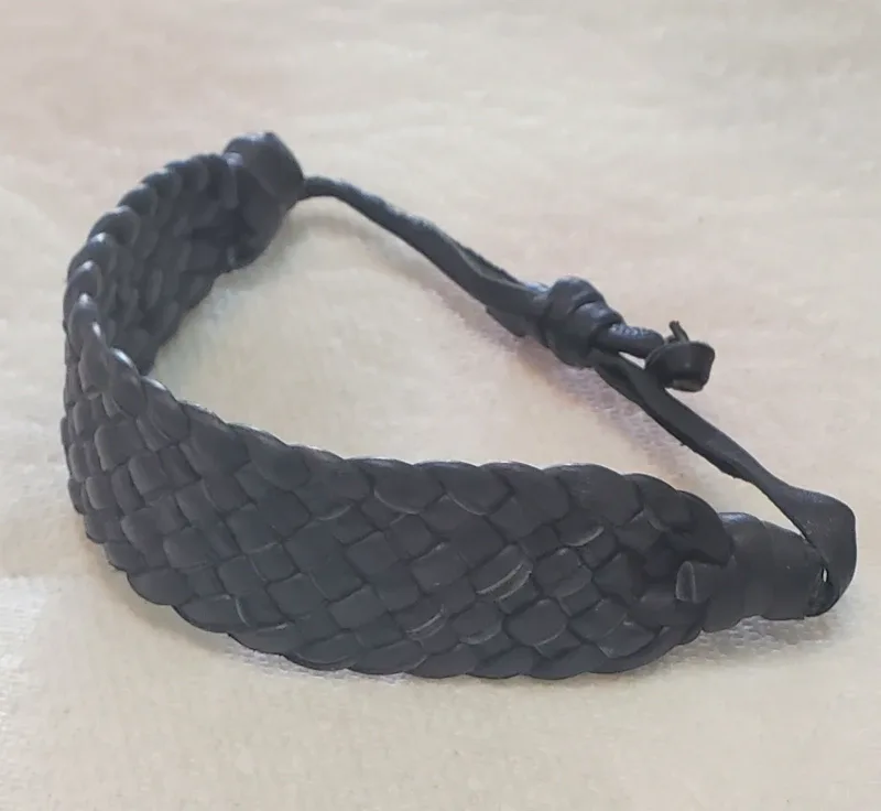 Handmade Beaded & Coin Bracelet image indicator(2)