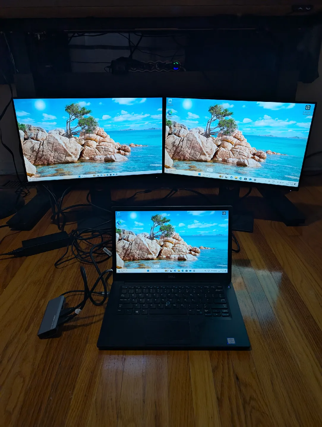 Dell P2219H 21.5" FHD LED Monitor - Black image indicator(10)