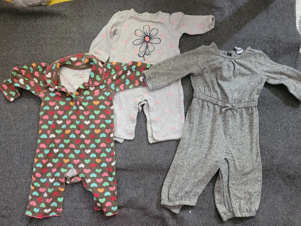 Baby Rompers: Old Navy, Gymboree, Jumping Beans (3-6M) thumbnail