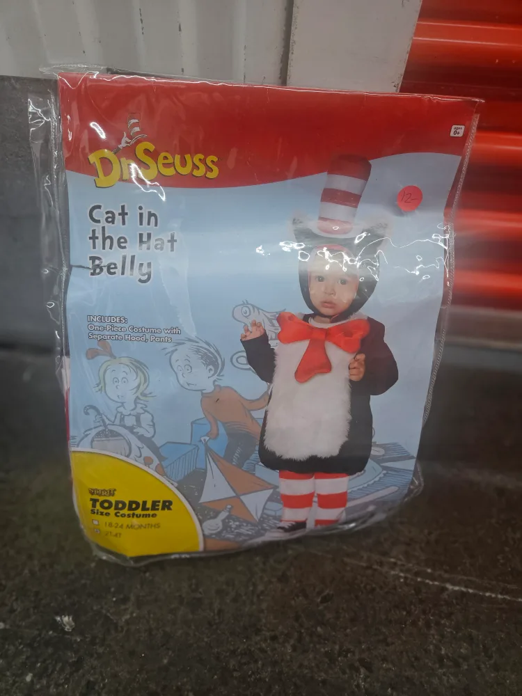 VARIOUS COSTUMES image indicator(6)