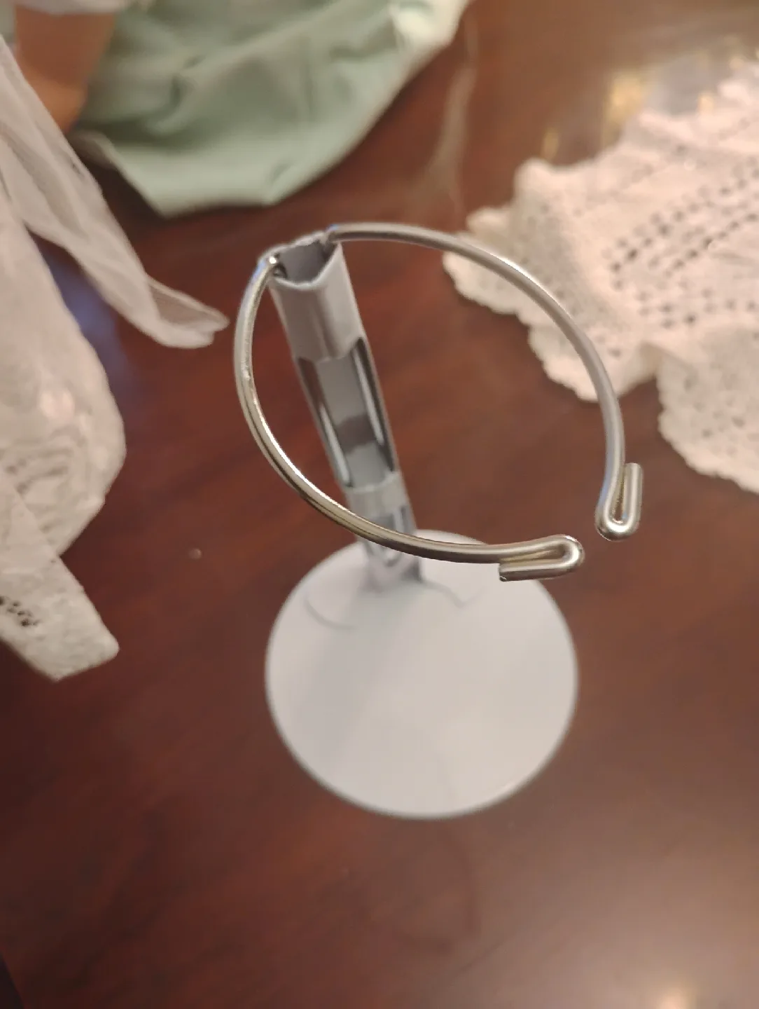 Vintage Bridal Barbie Doll image indicator(4)