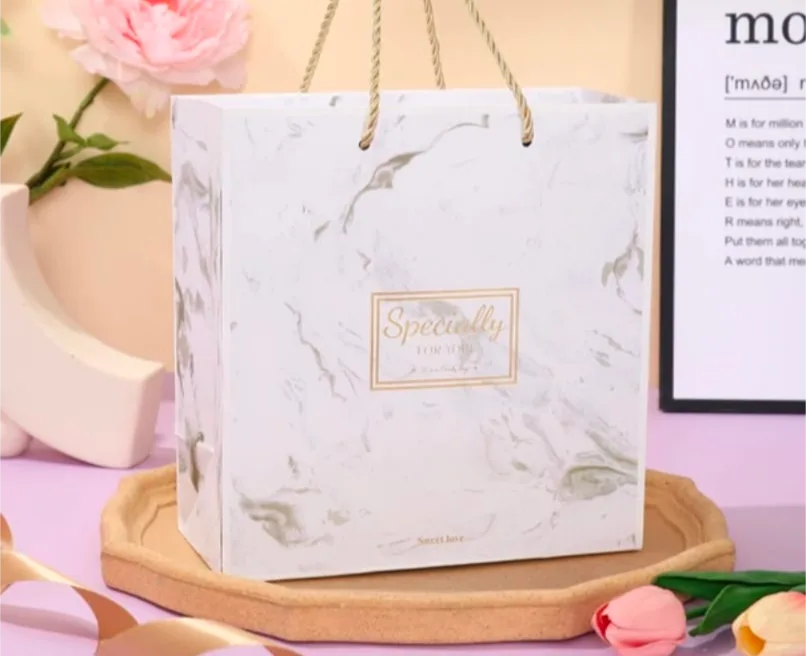 Lunaire Spa Gift Set For The Gorgeous ladies image indicator(2)