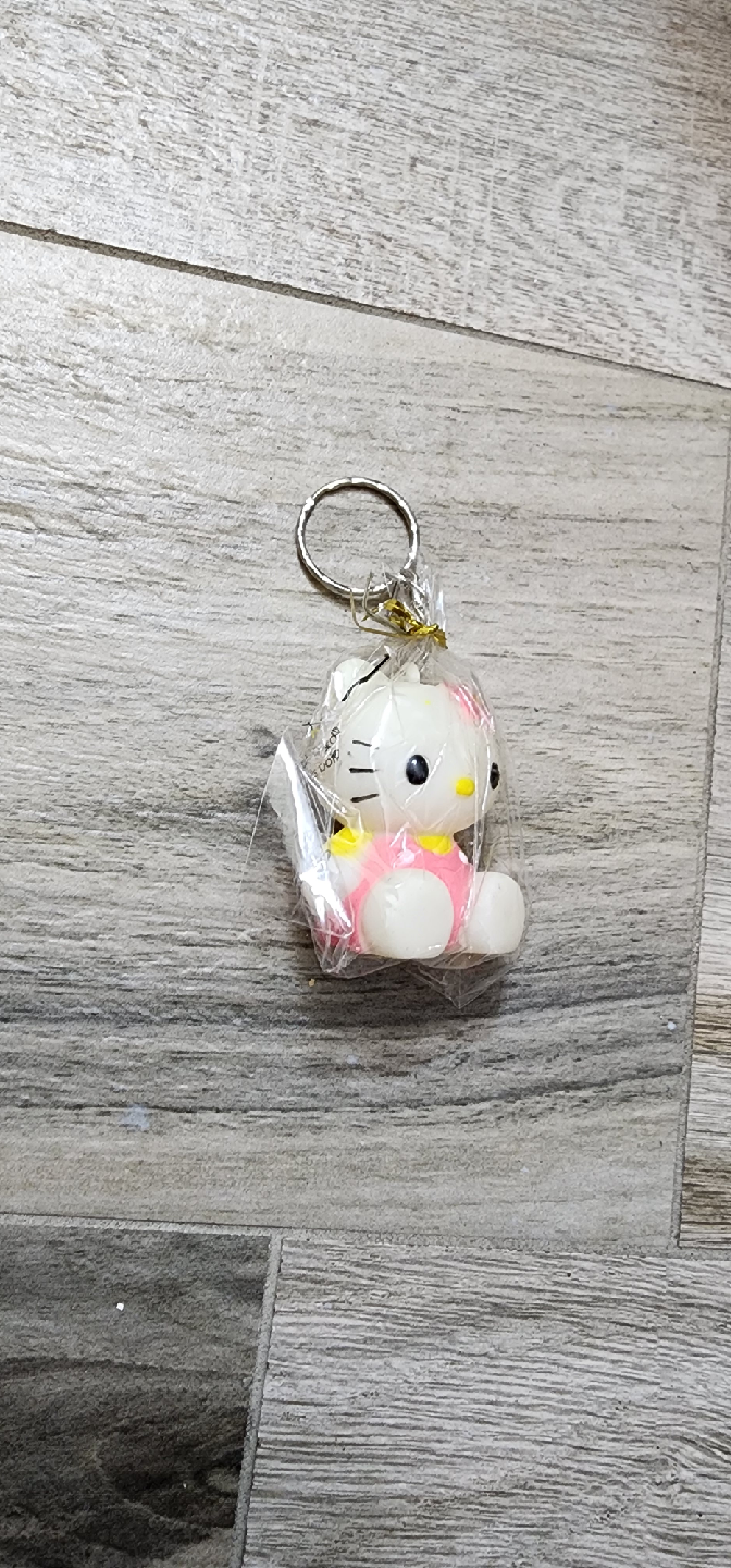 Hello Kitty Figurine Keychain - New - photo 2