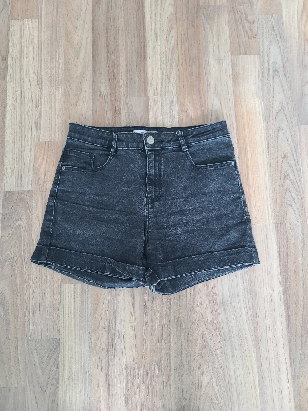 Zara Trafaluc Denim Shorts - Size 4