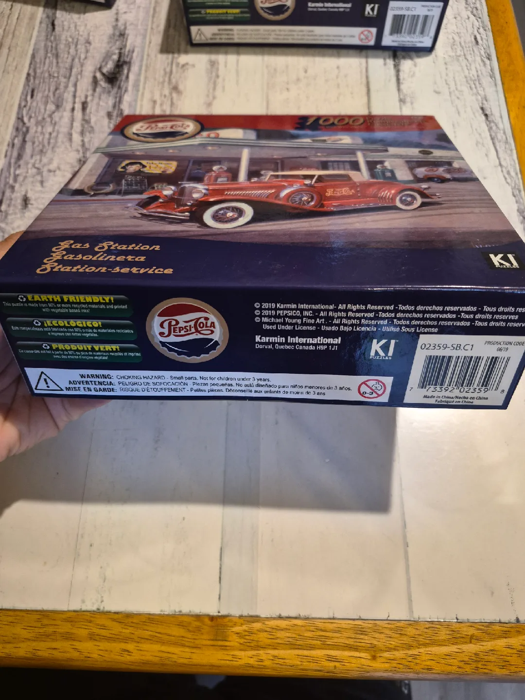 Pepsi Cola Gas Station 1000 Piece Puzzle image indicator(2)