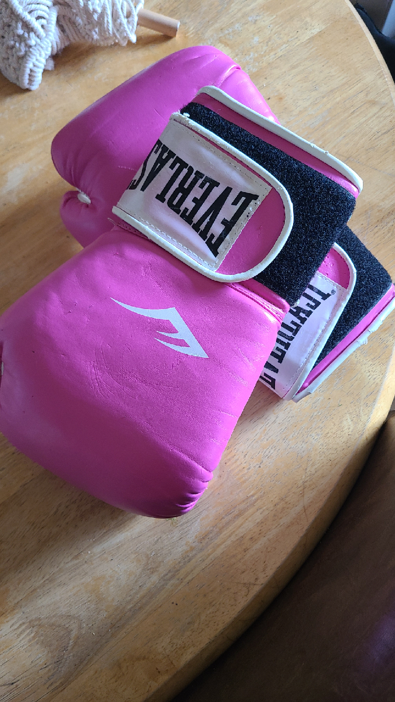 Everlast Pink Boxing Gloves Size 12 - photo 2