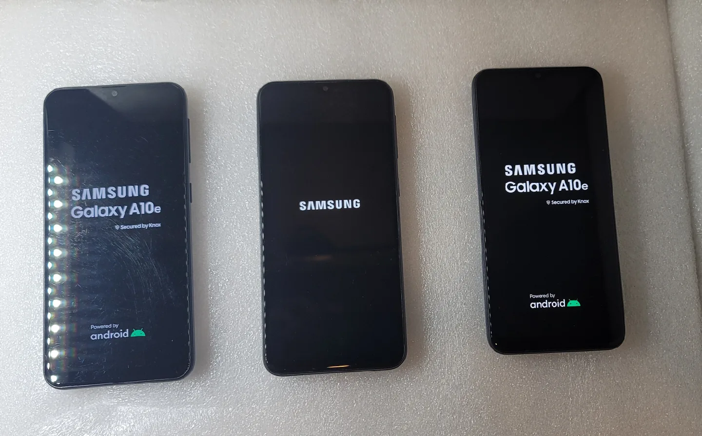 Samsung Galaxy A10e - Android Smartphone image indicator(3)