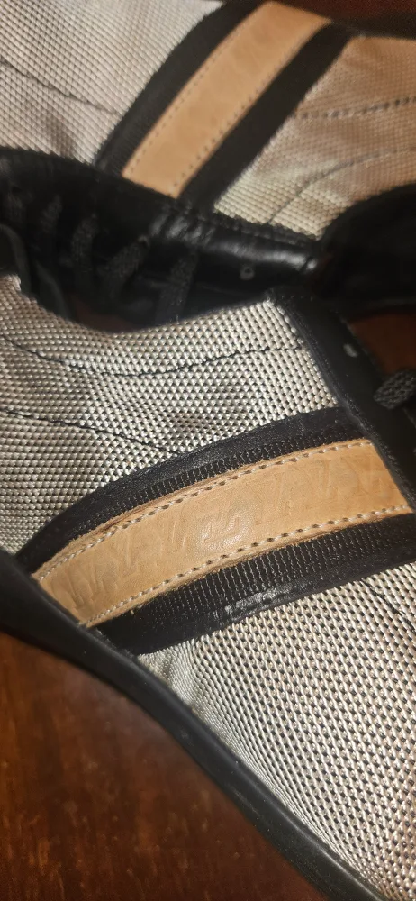 Louis Vuitton Men's Sneakers image indicator(7)