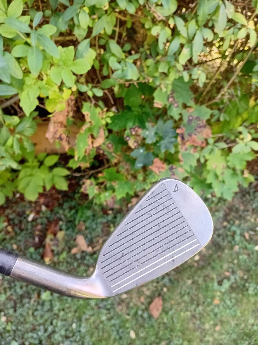 TaylorMade Firesole Tungsten 10.5 Driver & 4 Iron (Lefty) image indicator(4)