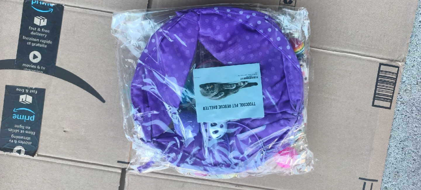 28pc Mixed Cat Toys - Balls, Fish, Tunnel image indicator(6)