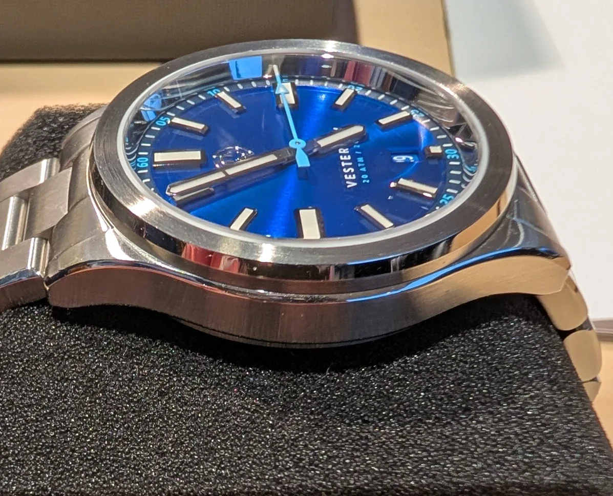 Henry Archer Automatic Watch image indicator(3)