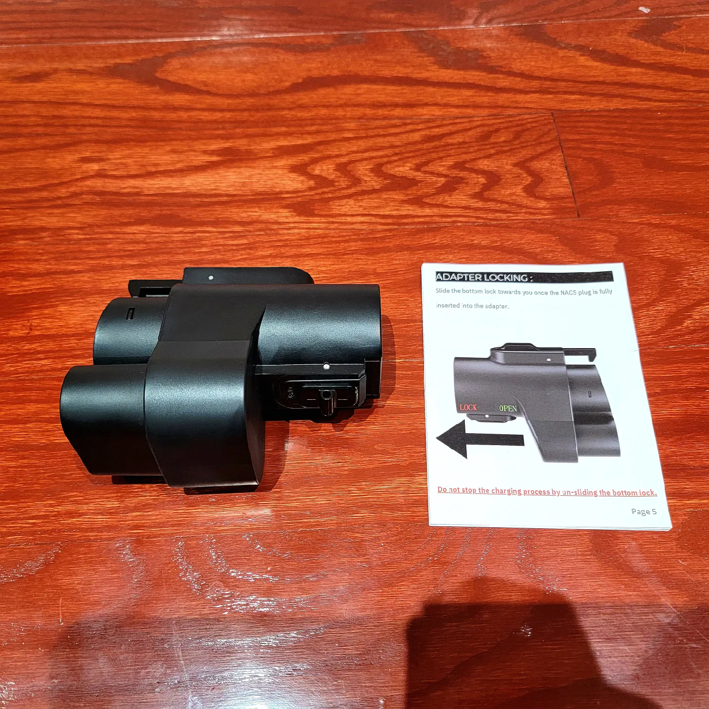 NACS to CCS1 Tesla EV Supercharger Adapter image indicator(3)