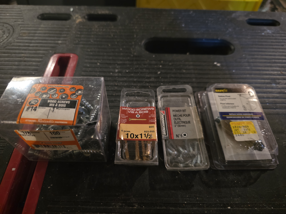 Wood Screws & Bifold Door Hardware