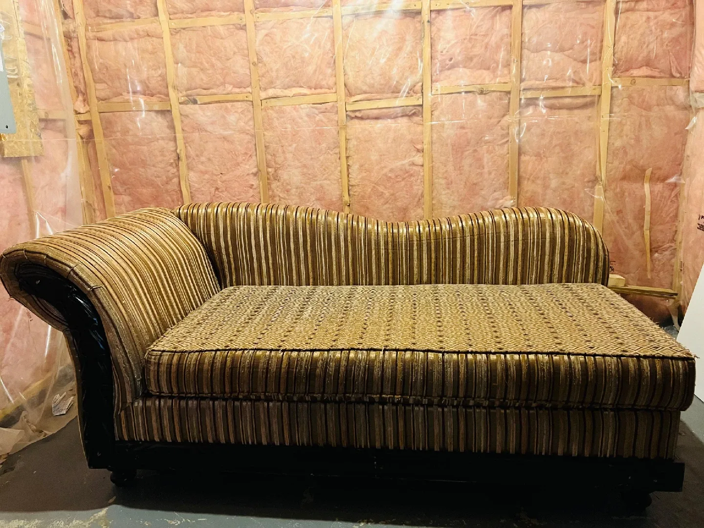 Brown Patterned Sofa and Chaise Lounge Set - IMMEDIATE SALE image indicator(3)