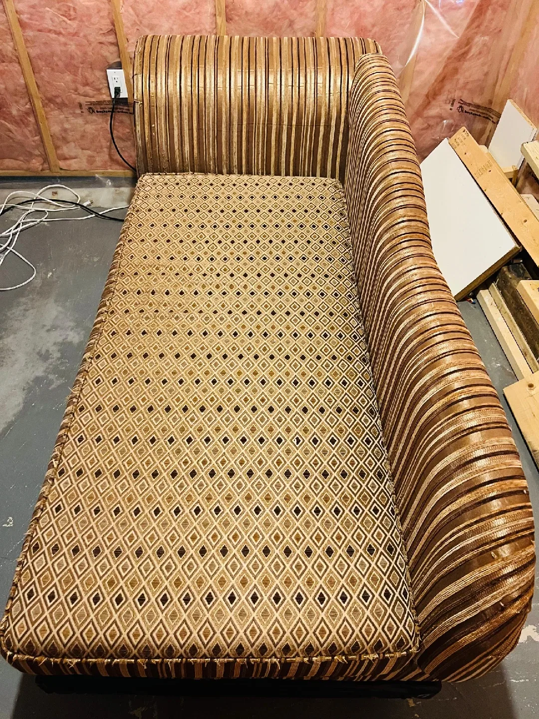 Brown Patterned Sofa and Chaise Lounge Set - IMMEDIATE SALE image indicator(4)