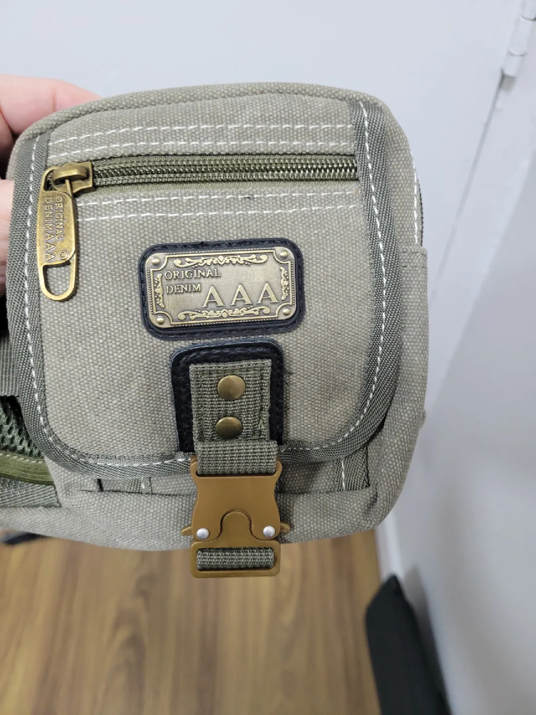 AAA Olive Green Canvas Funny Pack image indicator(9)