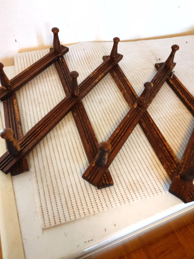 Vintage Wooden Accordion Coat Rack image indicator(2)