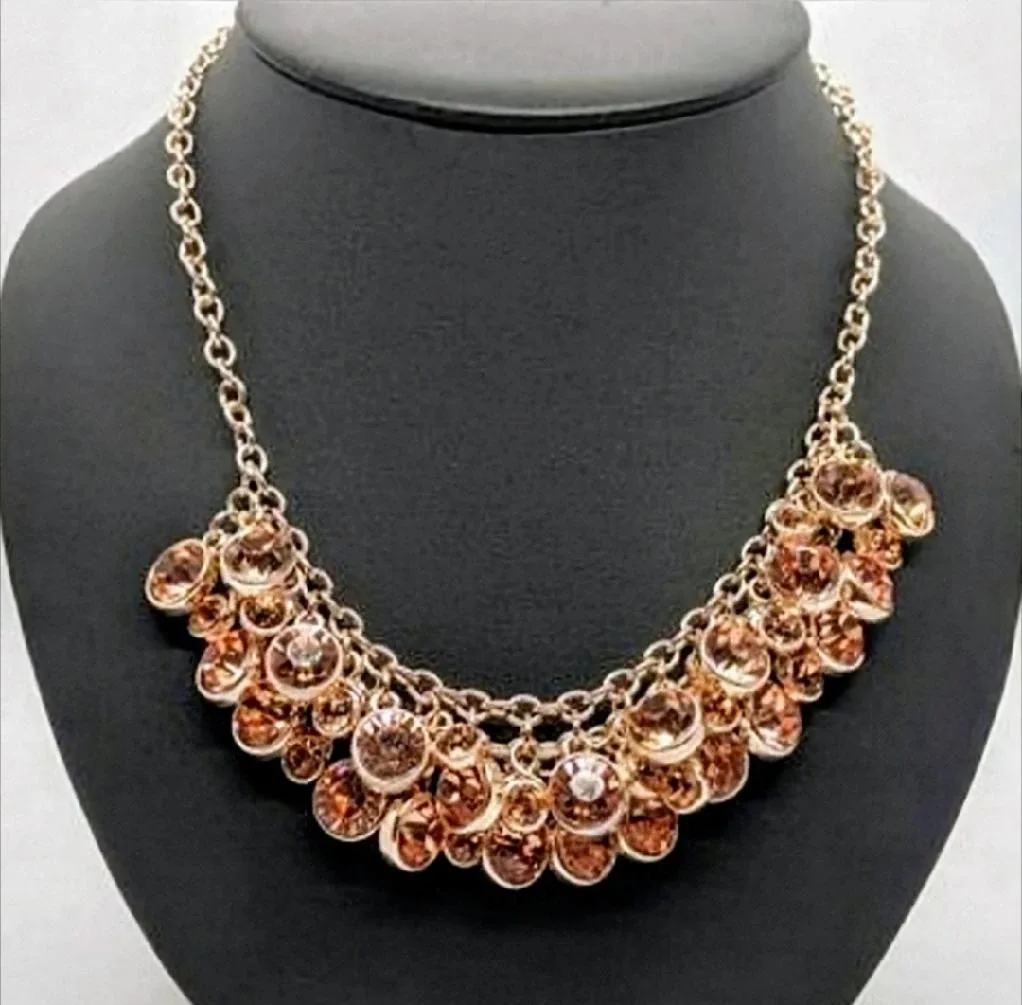 NEW✨ Rose Gold Champagne Crystal Bib Necklace image indicator(3)