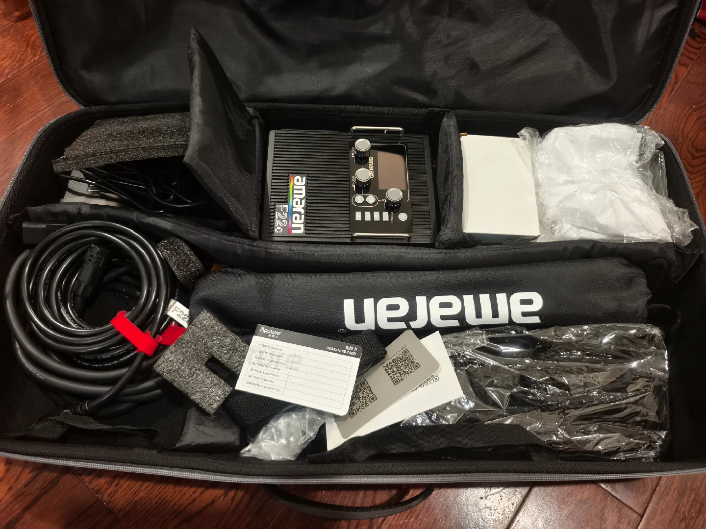 Amaran F22c LED Flexible Light Mat image indicator(2)