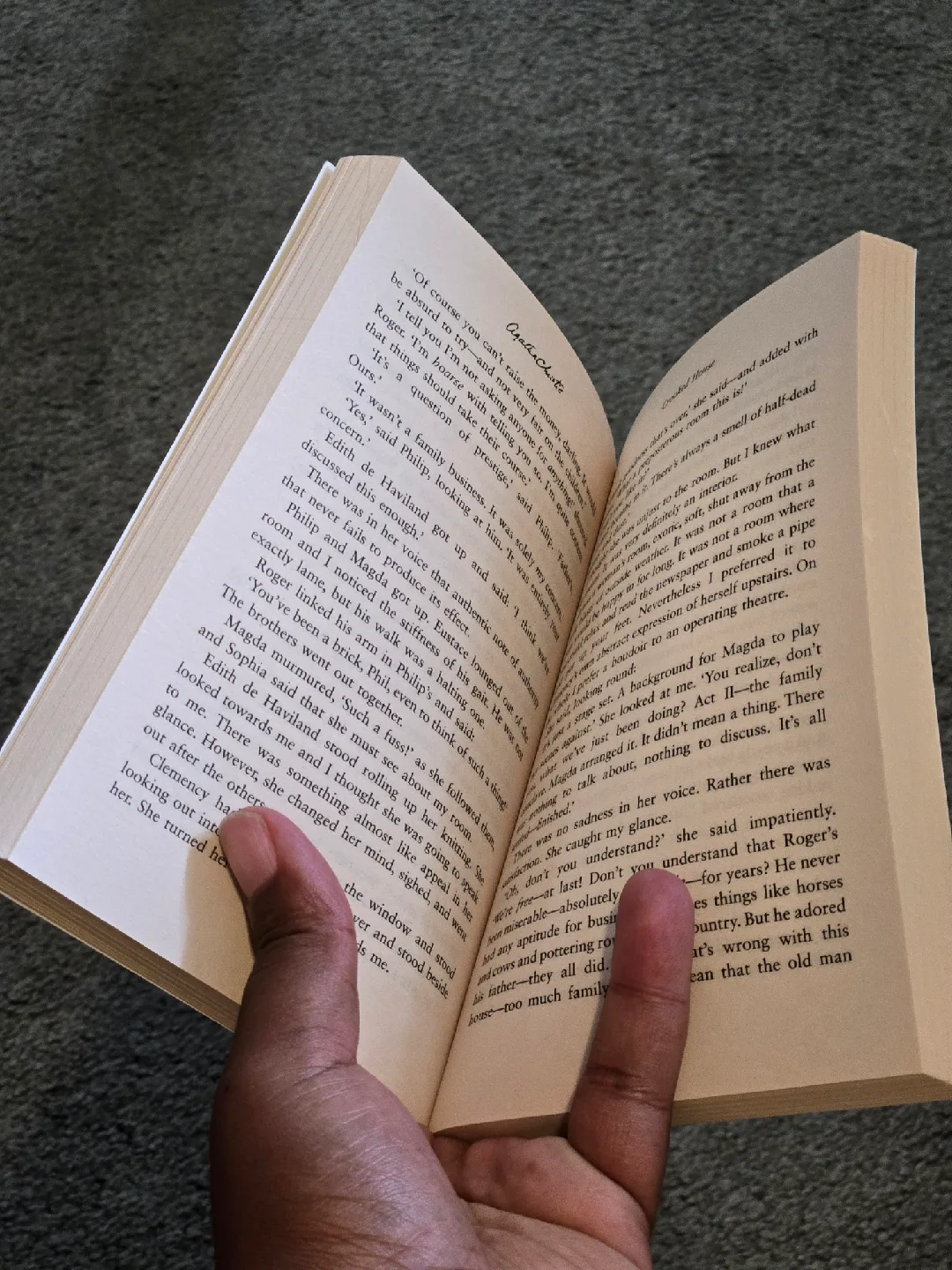 Agatha Christie's Crooked House image indicator(2)