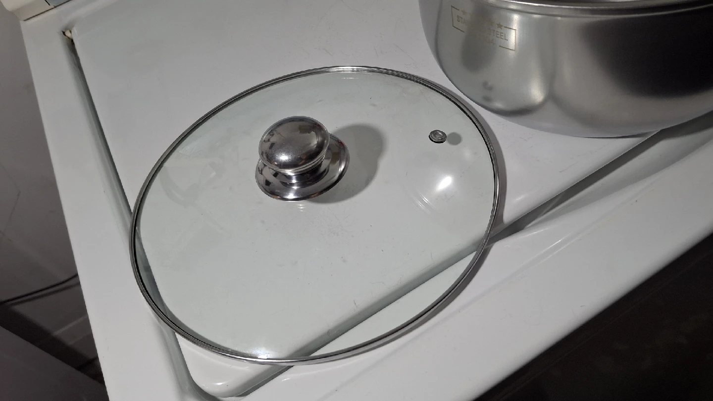 9" Stainless Steel Pot with Lid - photo 2
