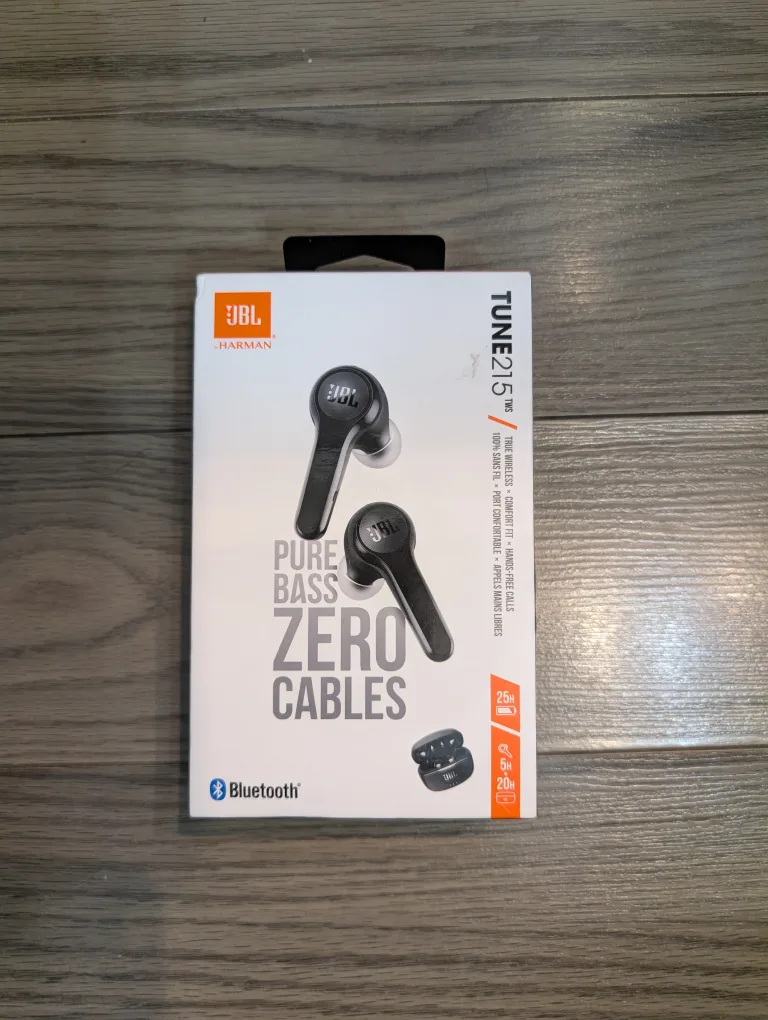 JBL Tune 215TWS Wireless Earbuds - Brand New thumbnail